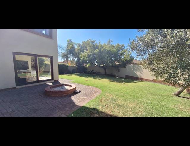 3 BEDROOM PROPERTY TO RENT IN MIDSTREAM ESTATE